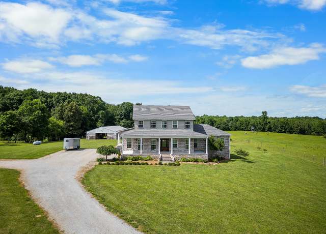 Property at 106 Williams Hill Rd, Leoma, TN 38468, 4 beds, 3.5 baths