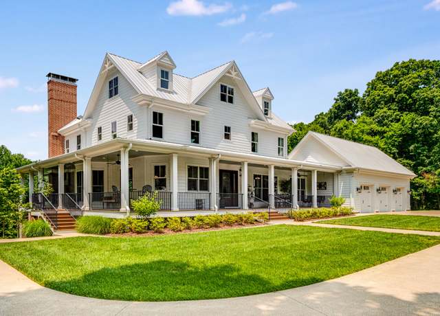 Property at 8454 Lewis Rd, Nashville, TN 37221, 5 beds, 4.5 baths