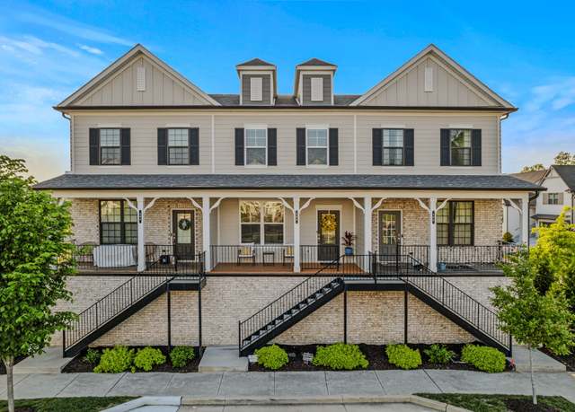 Property at 402 Portsdale Dr, Brentwood, TN 37027, 2 beds, 3.5 baths