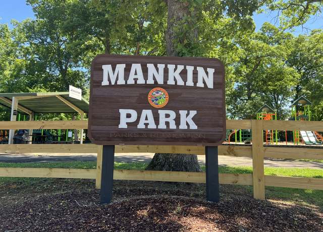 Property at 136 Mankin St, La Vergne, TN 37086, 4 beds, 2 baths