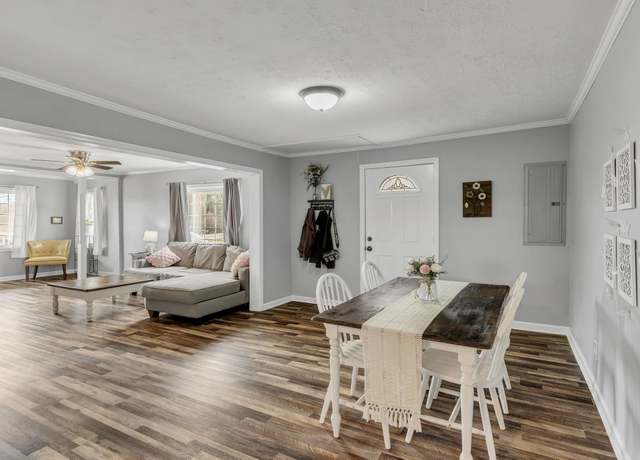 Property at 795 Mcmurry Blvd E, Hartsville, TN 37074, 2 beds, 2 baths