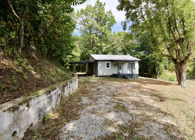 Property at 55 Madison Ave, Lexington, TN 38351, 2 beds, 1 bath