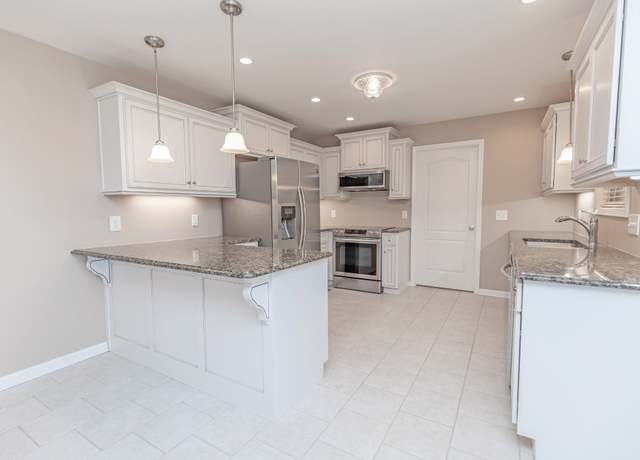 Property at 138 Beaver Creek Dr, Portland, TN 37148, 3 beds, 2 baths