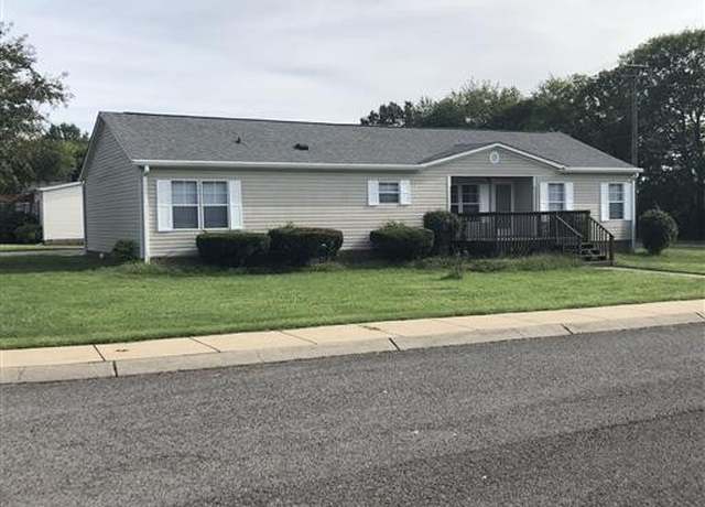 Property at 1075 Katherine St, Gallatin, TN 37066, 3 beds, 2 baths