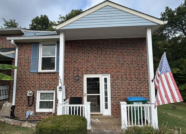 Property at 121 Sugar Maple N, Hendersonville, TN 37075, 3 beds, 2.5 baths