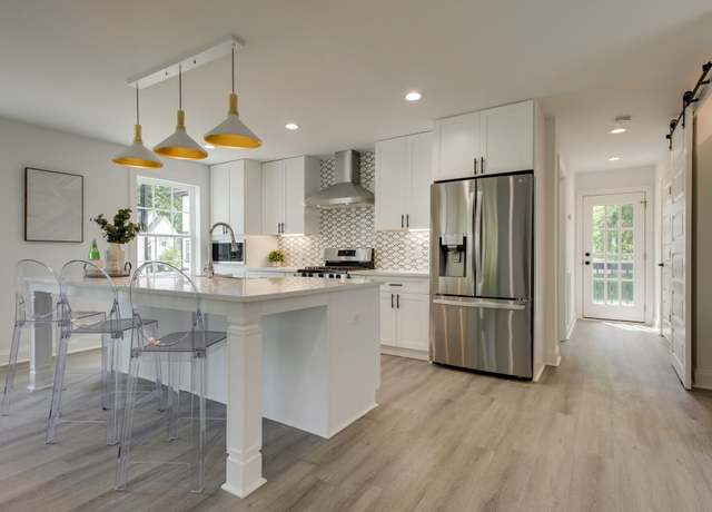 Property at 203 Oceola Ave #2, Nashville, TN 37209, 3 beds, 3 baths