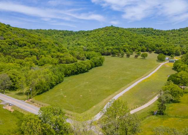 Property at 9701 Fox Hollow Rd, Christiana, TN 37037