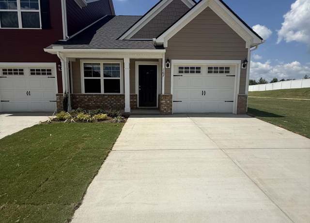 Property at 167 Coleson Ln, Pleasant View, TN 37146, 2 beds, 2.5 baths