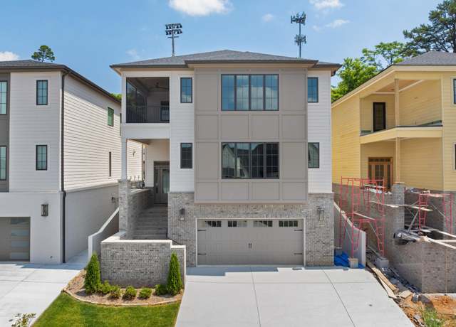Property at 1133 Meroney St, Chattanooga, TN 37405, 5 beds, 5.5 baths