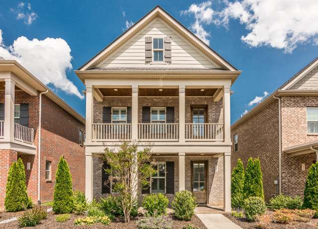 Property at 352 Cornelius Way, Hendersonville, TN 37075, 3 beds, 2.5 baths