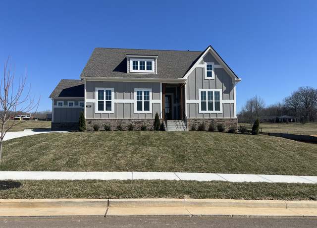 Property at 7801 Bear Trace Rd, Fairview, TN 37062, 3 beds, 4 baths