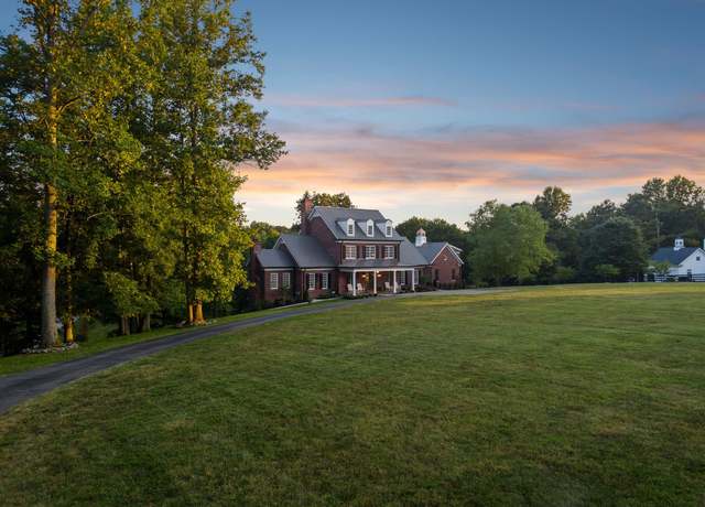 Property at 5557 Parker Branch Rd, Franklin, TN 37064, 5 beds, 4.5 baths