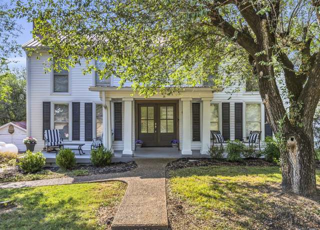 Property at 3798 Mccandless Rd, Columbia, TN 38401, 3 beds, 2.5 baths