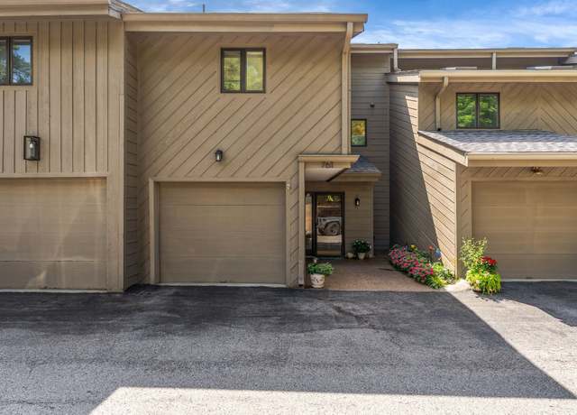 Property at 761 Harpeth Trace Dr, Nashville, TN 37221, 2 beds, 2.5 baths