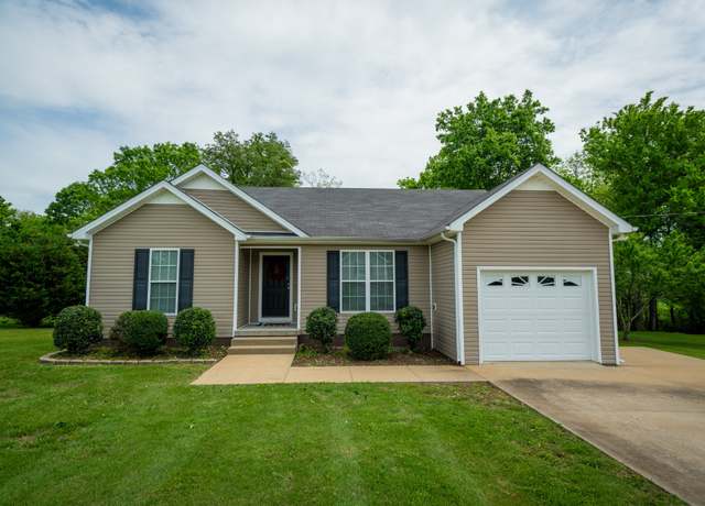 Property at 215 Desperado Ave, Pulaski, TN 38478, 3 beds, 2 baths