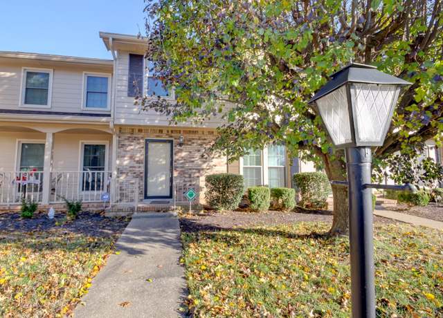 Property at 2172 Memorial Dr Unit C3, Clarksville, TN 37043, 3 beds, 2.5 baths