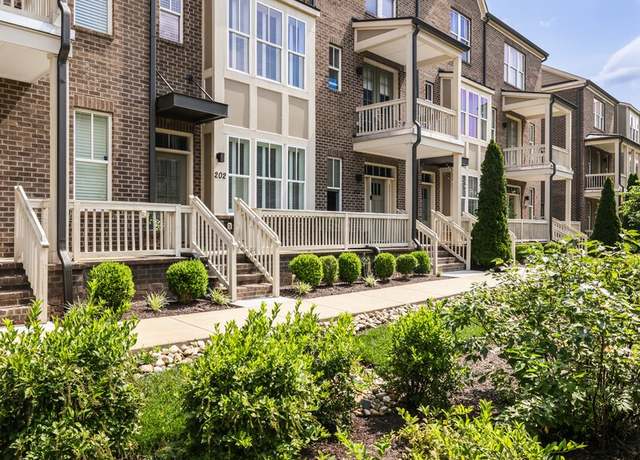 Property at 202 Porter Village Cir, Nashville, TN 37206, 2 beds, 3 baths