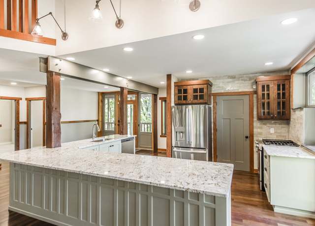 Property at 8763 Cub Creek Rd, Nashville, TN 37209, 3 beds, 3 baths