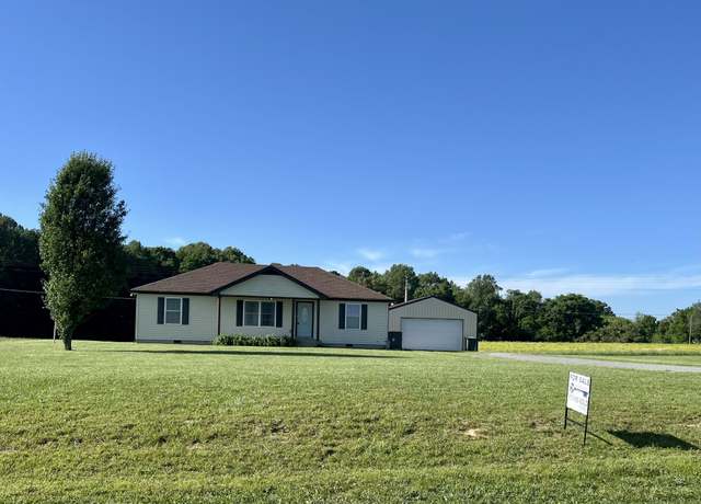 Property at 1911 Days Rd, Lafayette, TN 37083, 3 beds, 2 baths