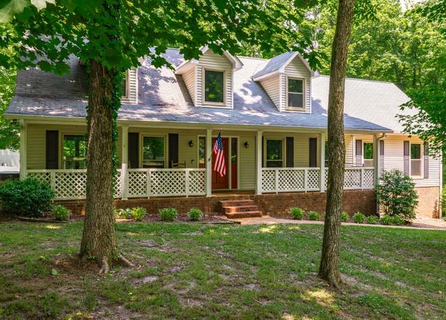 Property at 103 Elizer St, Hendersonville, TN 37075, 3 beds, 2.5 baths