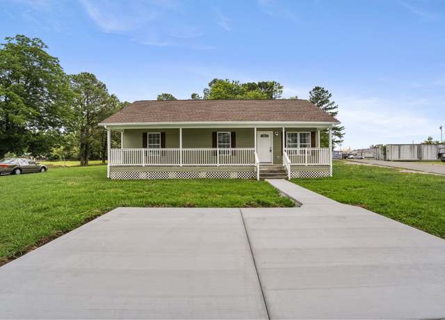 Property at 869 Rye St, Manchester, TN 37355, 3 beds, 2 baths