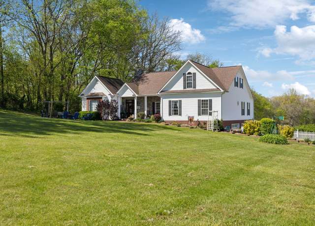 Property at 3968 Bigbyville Rd, Columbia, TN 38401, 4 beds, 3.5 baths