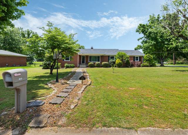 Property at 400 Dow Dr, Shelbyville, TN 37160, 3 beds, 2.5 baths
