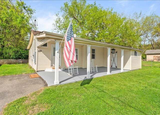 Property at 330 Unaka St, Clinton, TN 37716, 2 beds, 1 bath