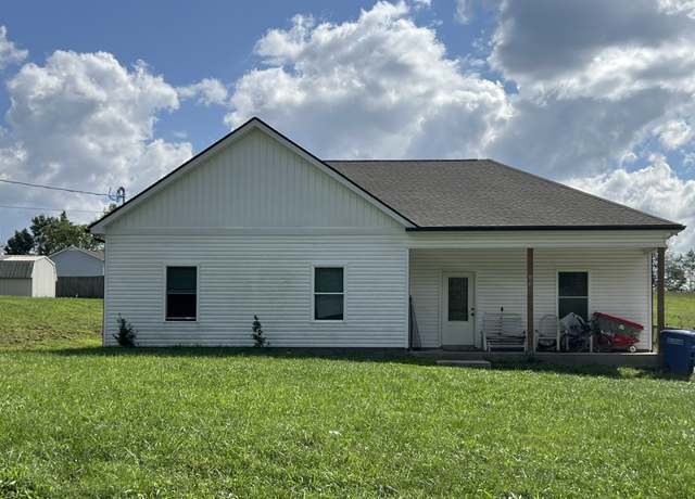 Property at 512 Glass St, Mount Pleasant, TN 38474, 4 beds, 2 baths