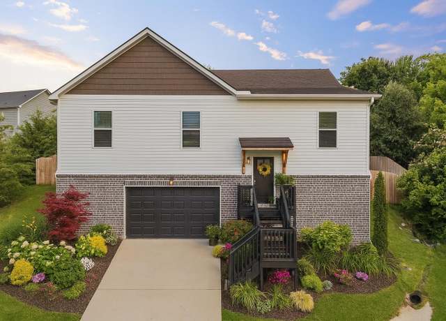 Property at 9407 Hackberry Ln, Soddy Daisy, TN 37379, 3 beds, 2 baths