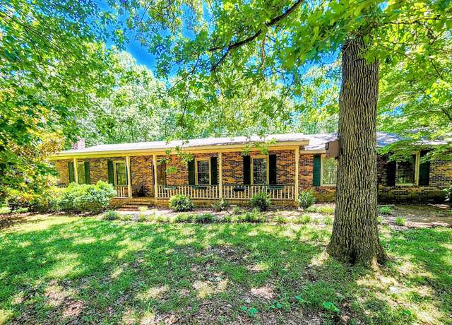 Property at 142 Dry Creek Ln, Winchester, TN 37398, 3 beds, 2 baths