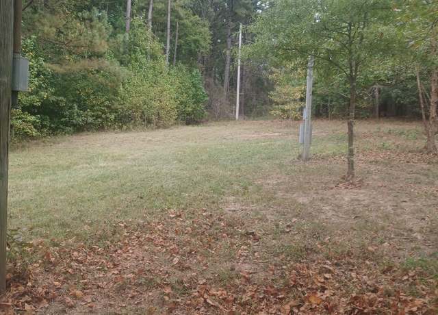 Property at 567 Rawls Rd, Paris, TN 38242