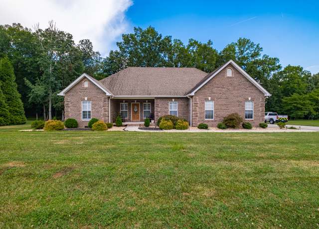 Property at 213 Woodson Dr, Tullahoma, TN 37388, 3 beds, 2 baths
