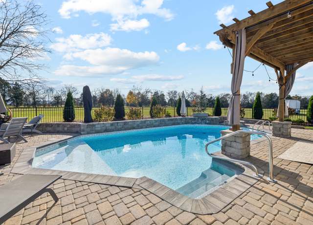 Property at 7324 Miller Rd, Christiana, TN 37037, 3 beds, 2 baths