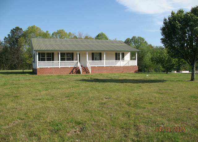 Property at 306 Doug Luna Rd, Walling, TN 38587, 3 beds, 1 bath