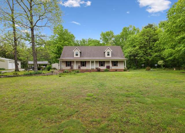 Property at 4840 Pyles Rd, Chapel Hill, TN 37034, 3 beds, 3 baths