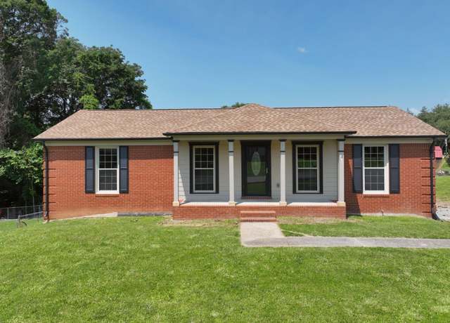 Property at 102 Ash Ct, Ashland City, TN 37015, 3 beds, 2 baths