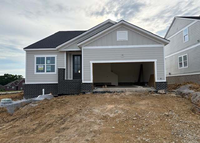 Property at 1001 Cherry Tree Dr, Mount Juliet, TN 37122, 3 beds, 2 baths