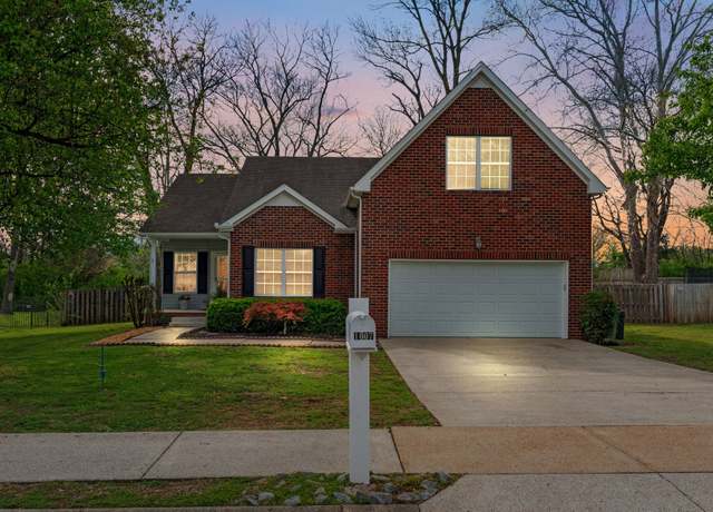 Property at 1007 Whitley Pl, Hendersonville, TN 37075, 3 beds, 2 baths