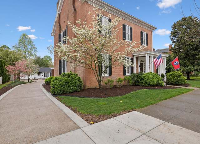 Property at 224 3rd Ave S, Franklin, TN 37064, 4 beds, 3.5 baths