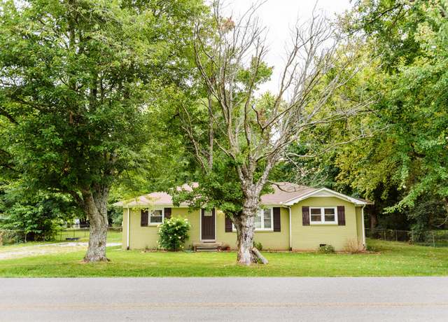 Property at 211 Westland St, Portland, TN 37148, 3 beds, 1 bath
