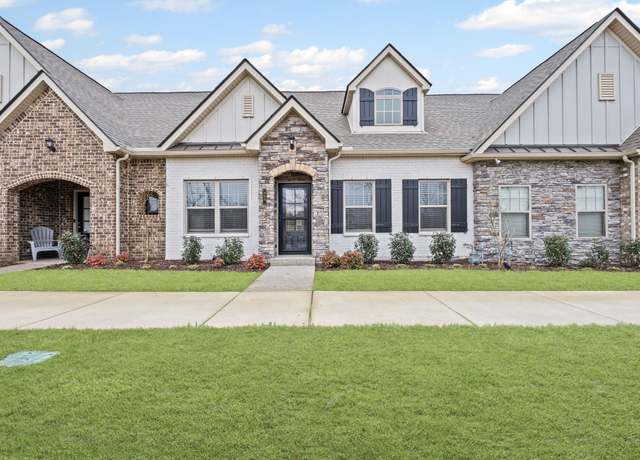 Property at 320 Buckner Cir, Mount Juliet, TN 37122, 2 beds, 2 baths