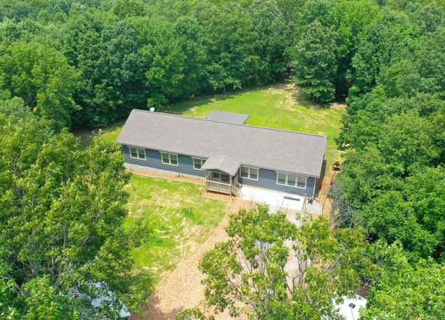 Property at 212 Skyline Rdg, Dover, TN 37058, 4 beds, 2 baths
