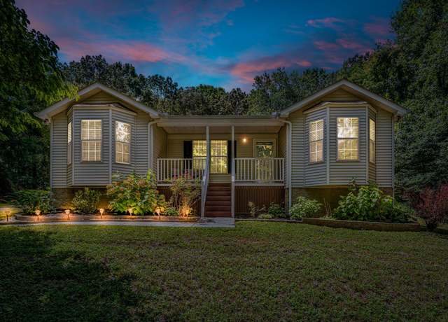Property at 190 Gaskins Rd, Dickson, TN 37055, 3 beds, 2 baths