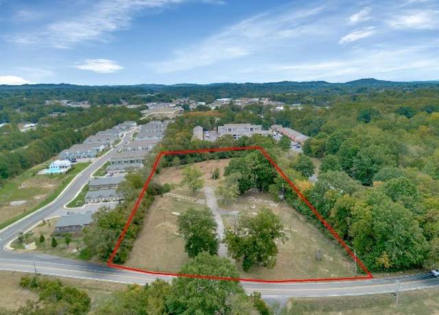 Property at 220 Theta Pike, Columbia, TN 38401