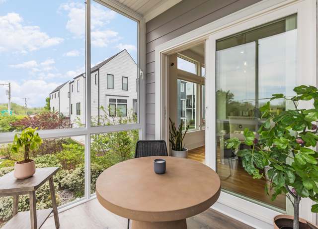 Property at 241 Sterling Point Cir, Nashville, TN 37209, 3 beds, 3.5 baths