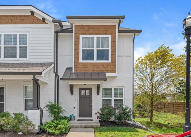 Property at 318 W Mill Dr, Nashville, TN 37209, 2 beds, 2.5 baths
