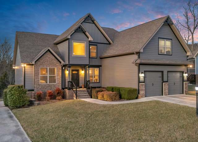 Property at 7645 Peppertree Dr, Ooltewah, TN 37363, 4 beds, 2.5 baths