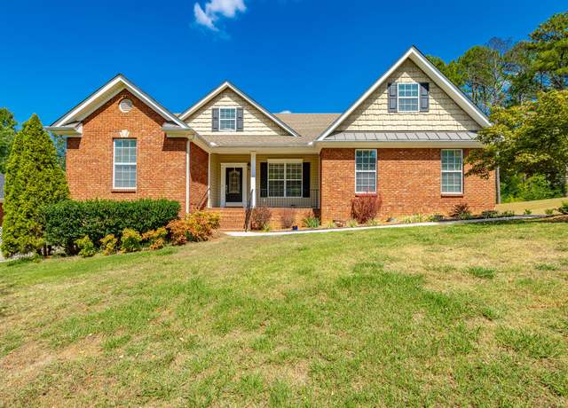 Property at 6919 Wakerobin Dr, Chattanooga, TN 37412, 3 beds, 2.5 baths