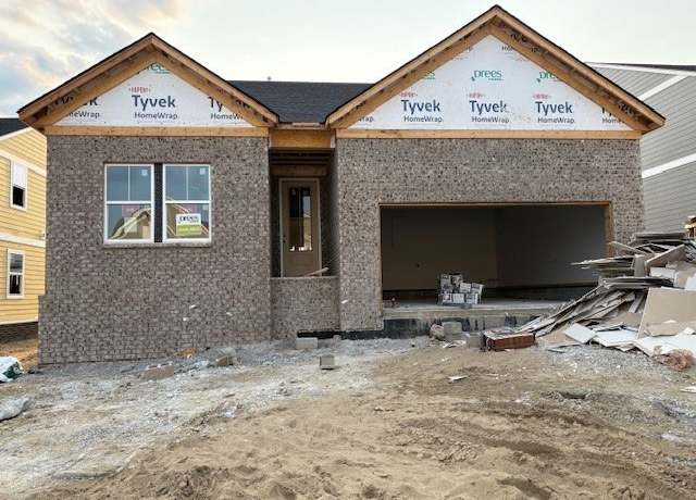 Property at 1005 Cherry Tree Dr, Mount Juliet, TN 37122, 3 beds, 3 baths